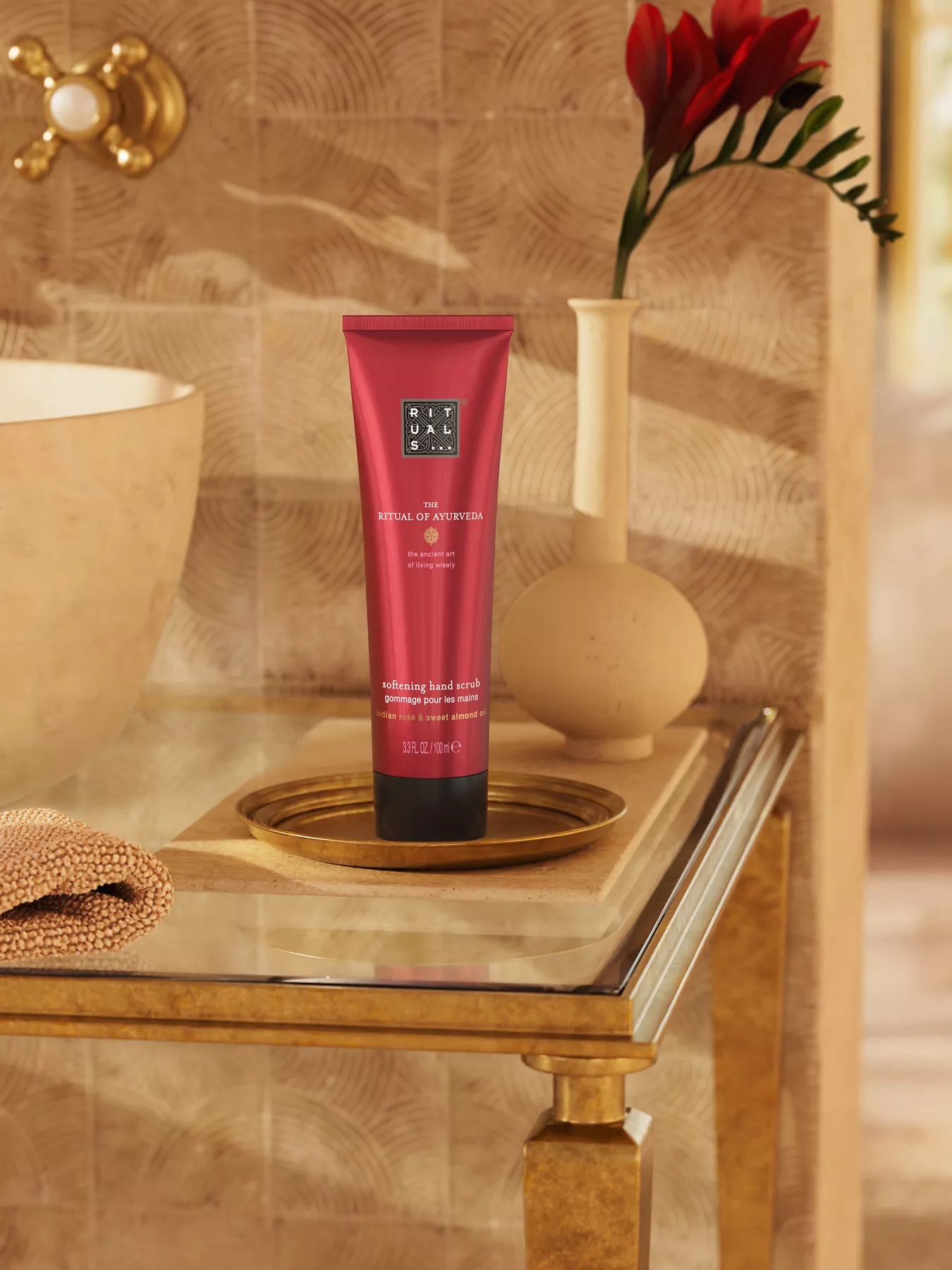 RITUALS OF AYURVEDA Hand Scrub - 100 ml