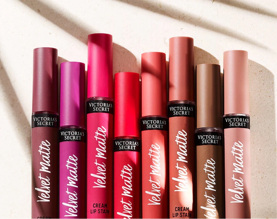 Victoria’s Secret Velvet Matte Cream Lip Satin - Red
