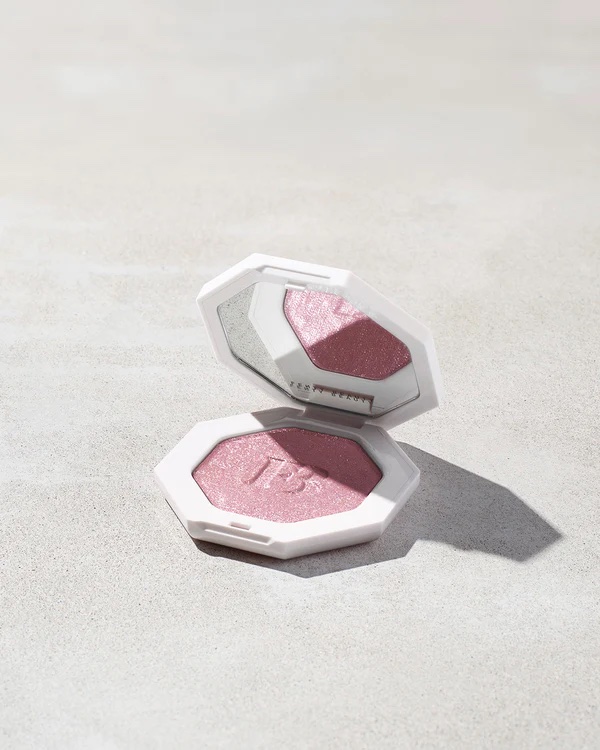 Fenty beauty Killawat Highlighter Blush