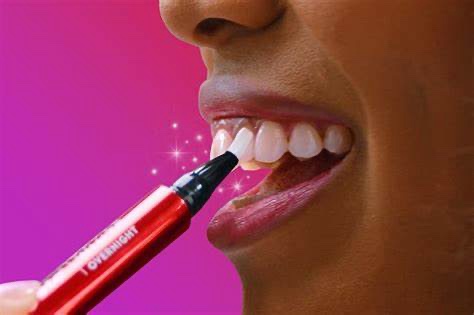 COLGATE OPTIC WHITE OVERNIGHT WHITENING PEN