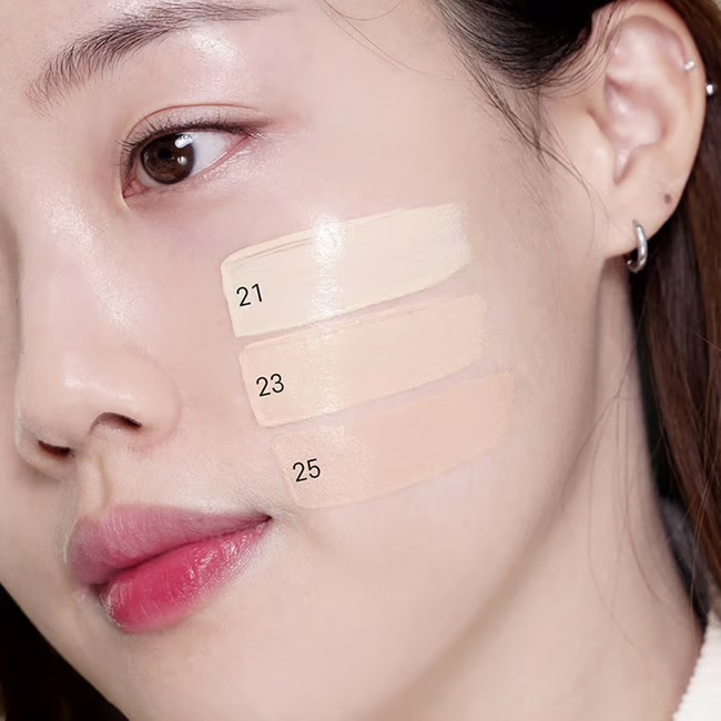 Unleashia Don't Touch Glass Pink Cushion Foundation SPF50+ - 21N Hyaline